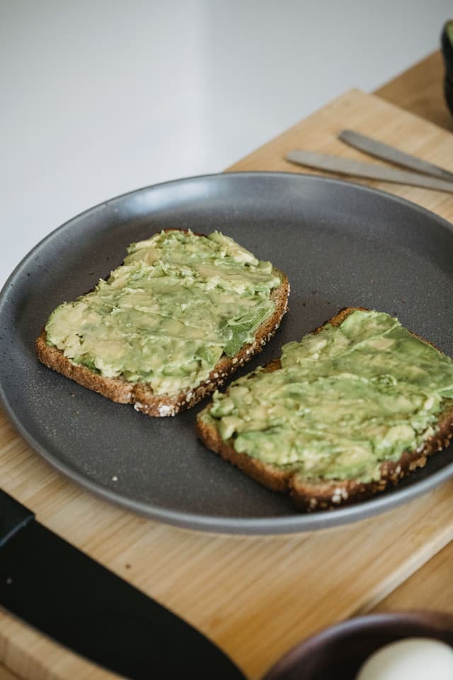 Tostadas con Palta